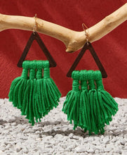 Load image into Gallery viewer, Dramatic tassel Green earrings
