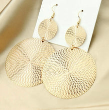 Load image into Gallery viewer, Gold rush drop earrings
